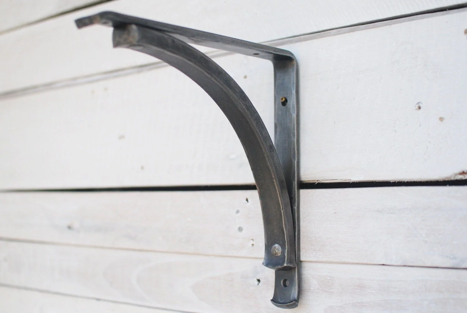 Modern Shelf Bracket — Phoenix Handcraft