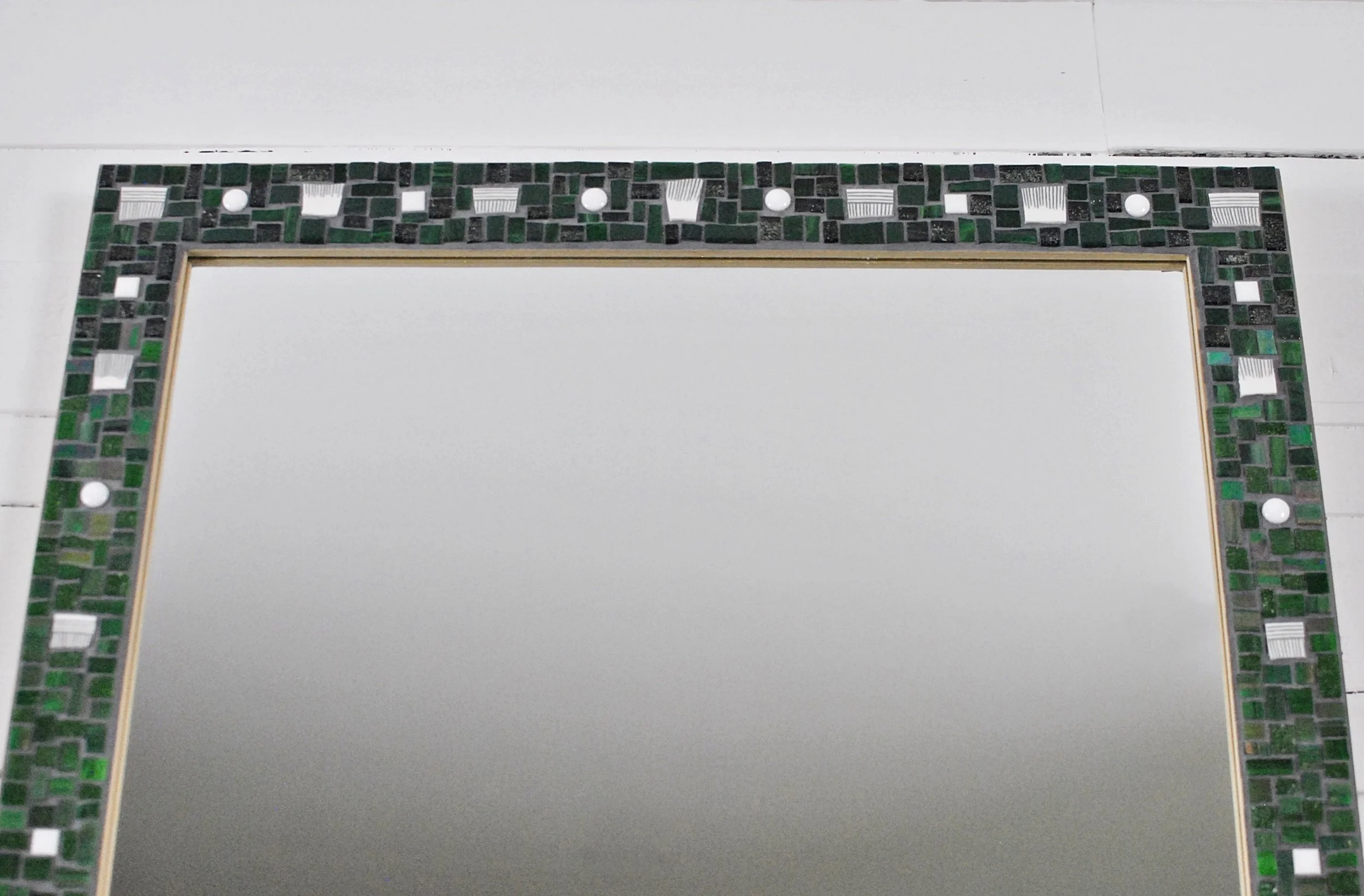 Green and white mirror PH2025 (3).JPG