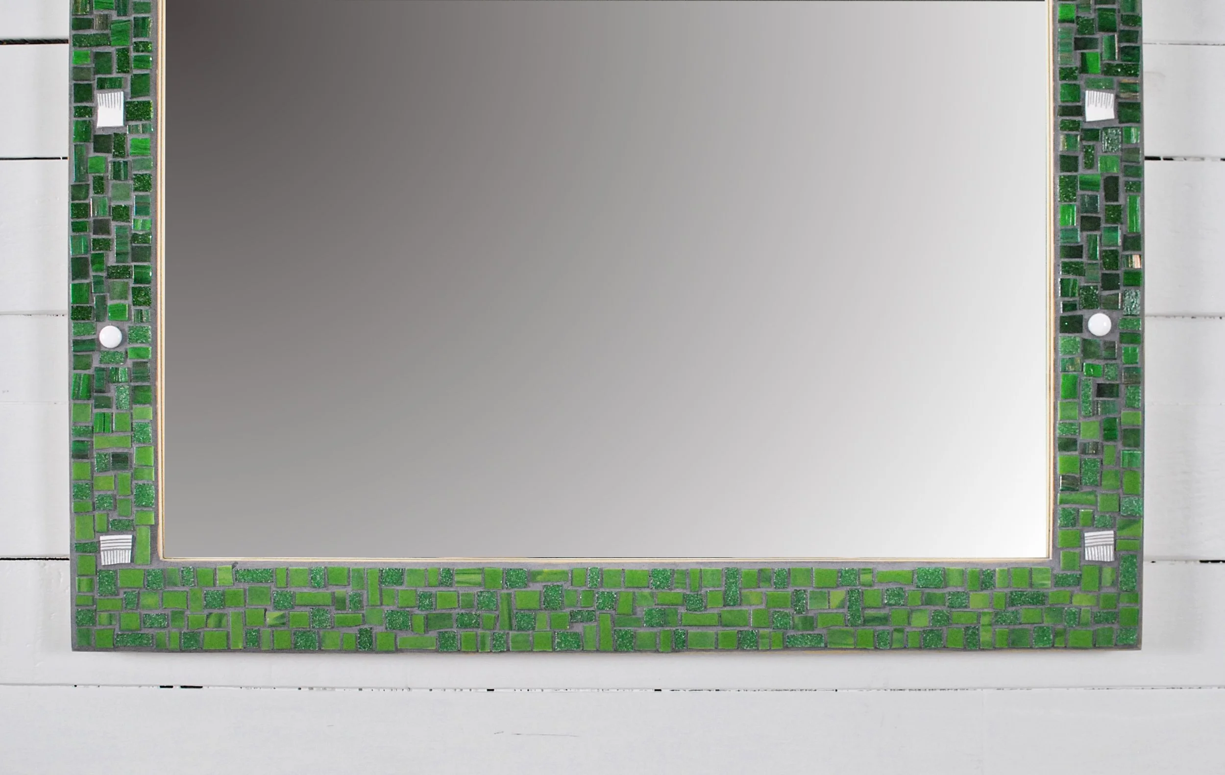 Green and white mirror PH2025 (5).JPG
