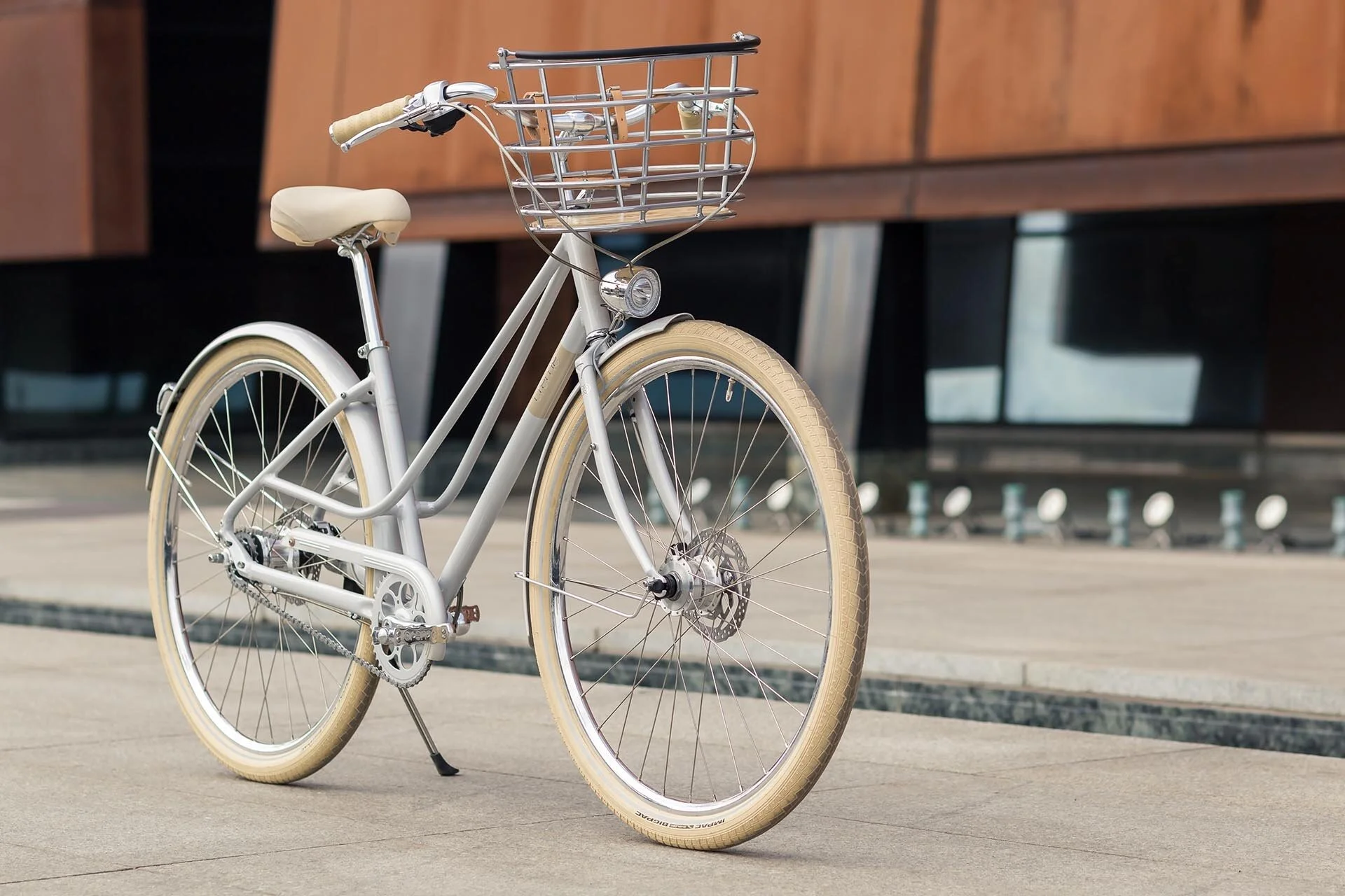 lightweight women bike