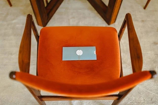 Wedding invitations. I always try to photograph them, but sometimes there's none to be seen on the wedding day :) With this one it was easy: a simple design, on a beautifully simple designer chair at the bride's family house.

#weddinginvitation
#weddingphotography
#weddingdetails
#weddinginspiration
#joaomakesphotos