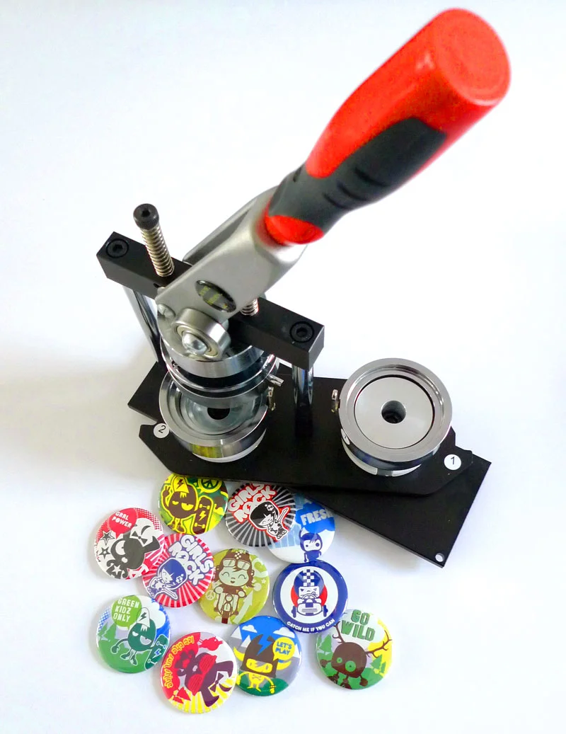 EZ_BUTTONS_maker_sm.jpg