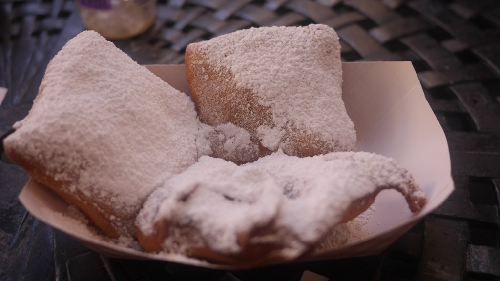 Beignets are a perfect food and I would like to eat one every single day.