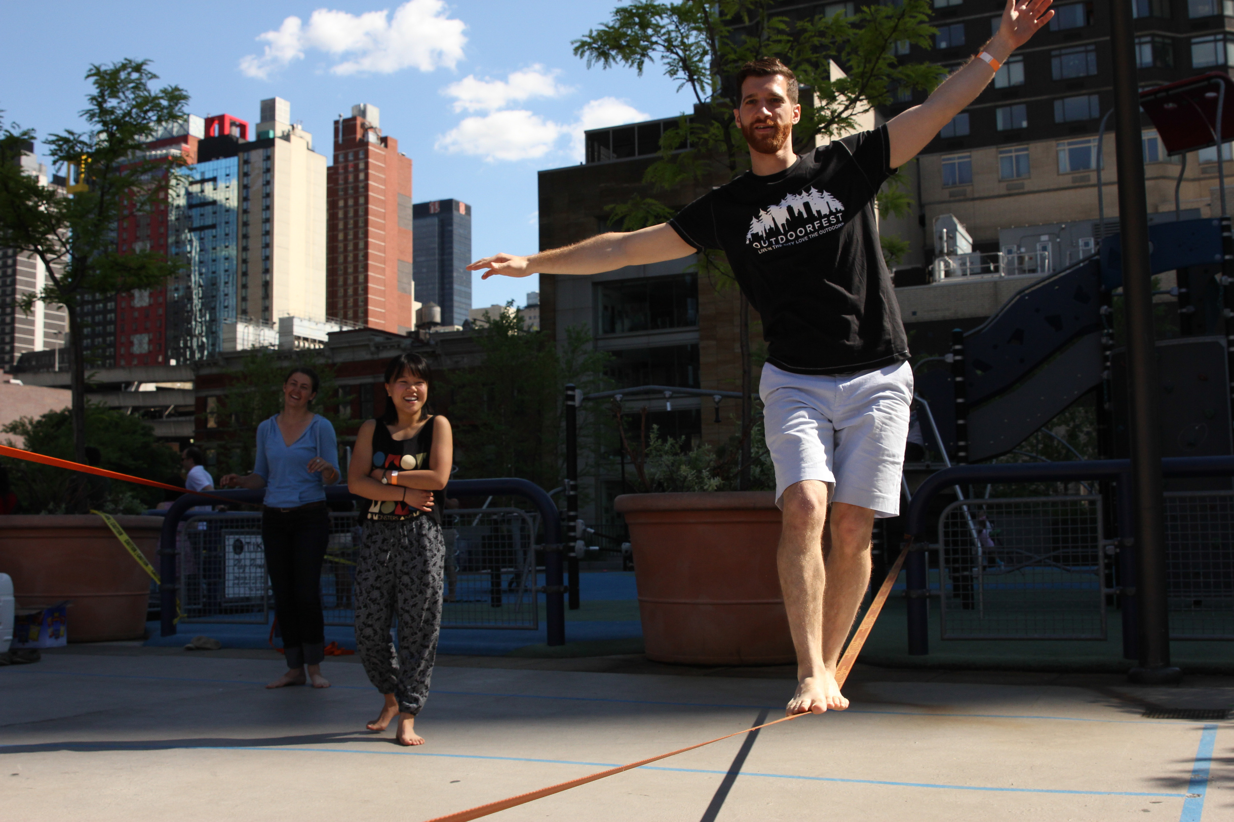 Slacklining in Loomstate.jpg