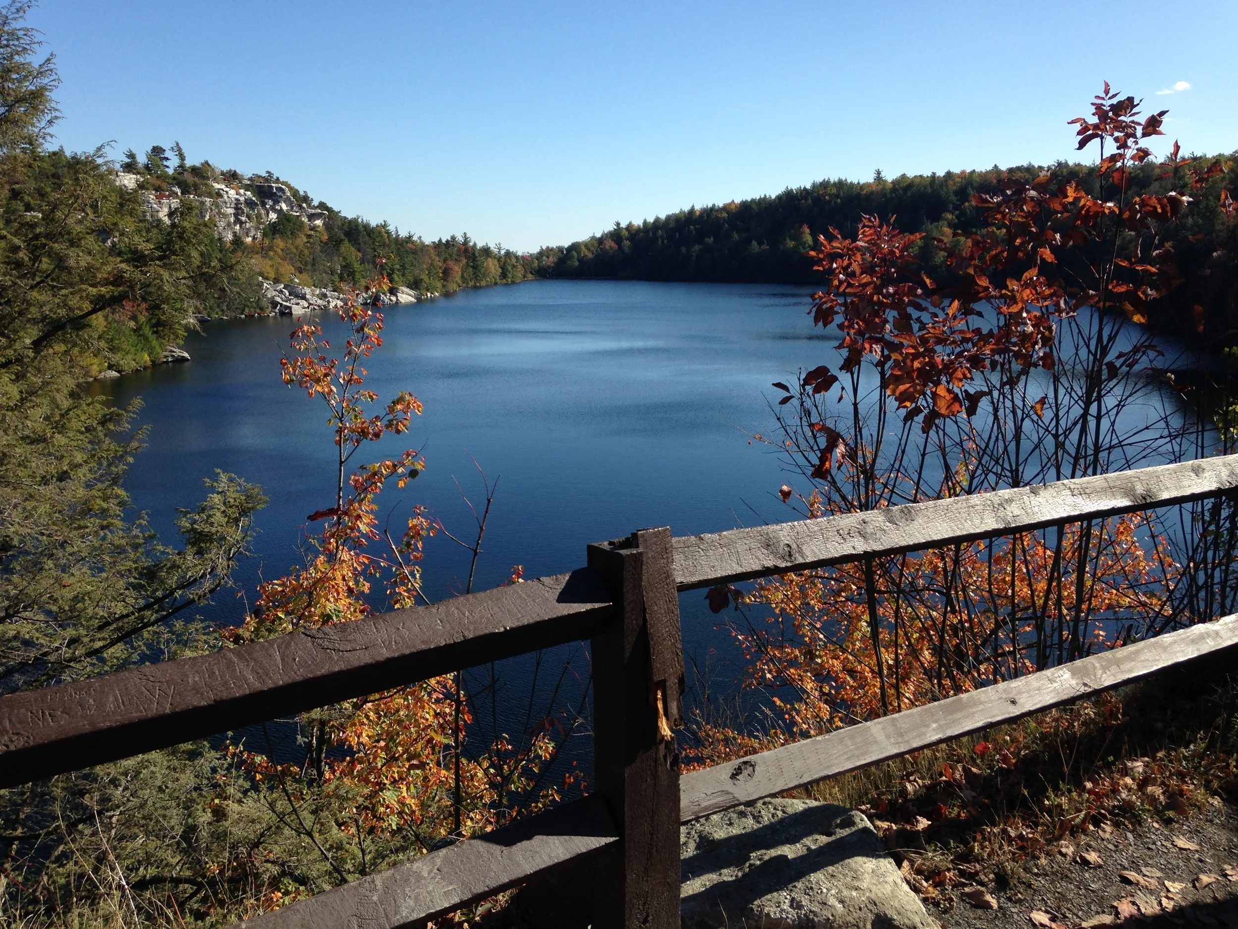 A short walk from the parking lot lies Lake Minnewaska