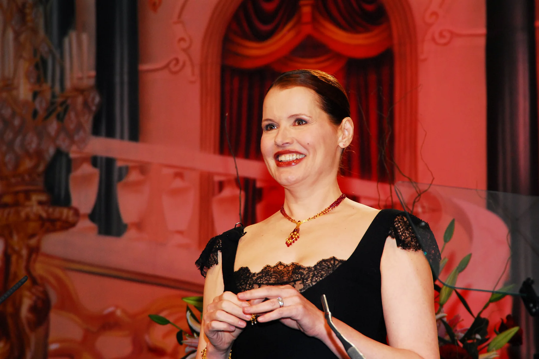 Geena Davis Copy of 06_Black Tie 249 copy 2.jpg