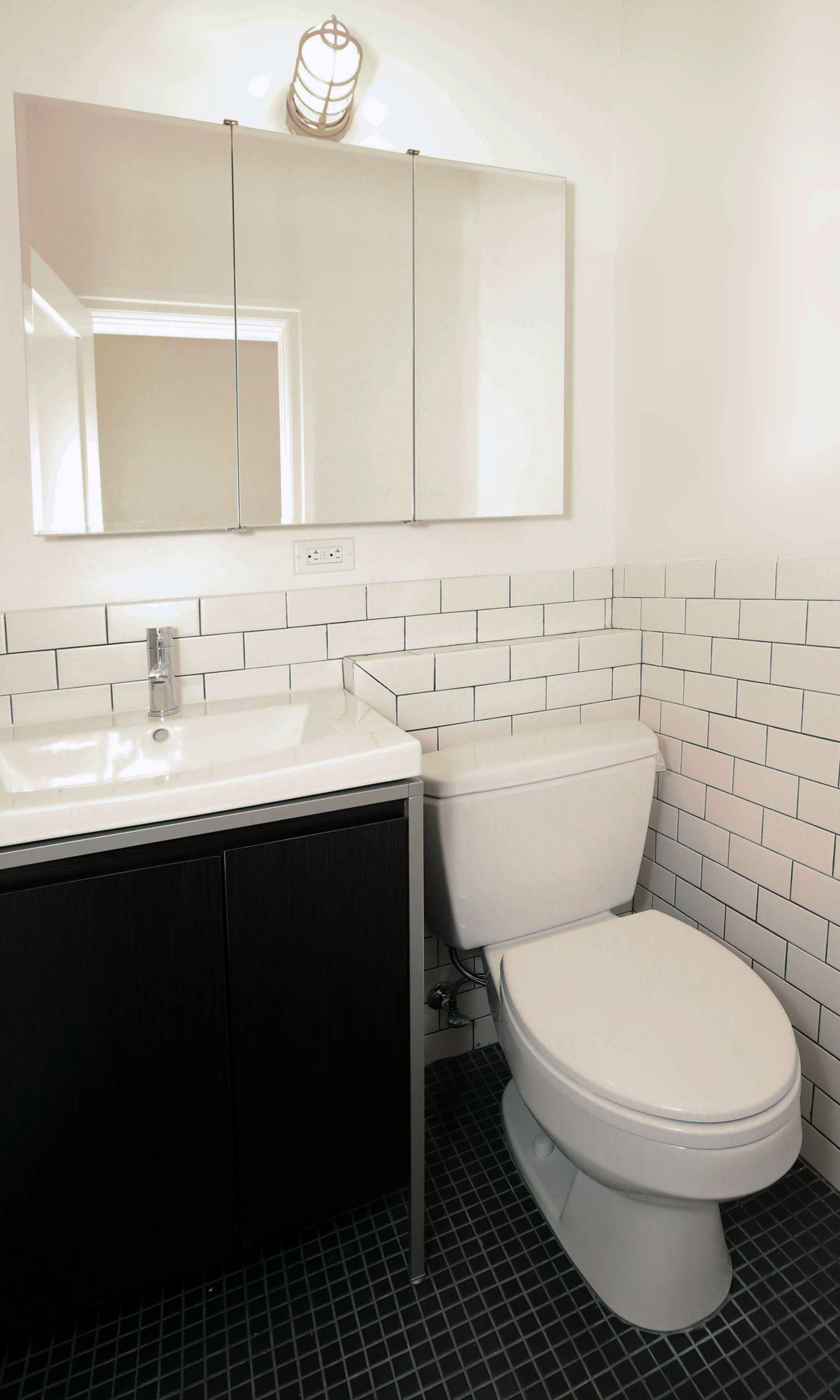 Unit bathroom