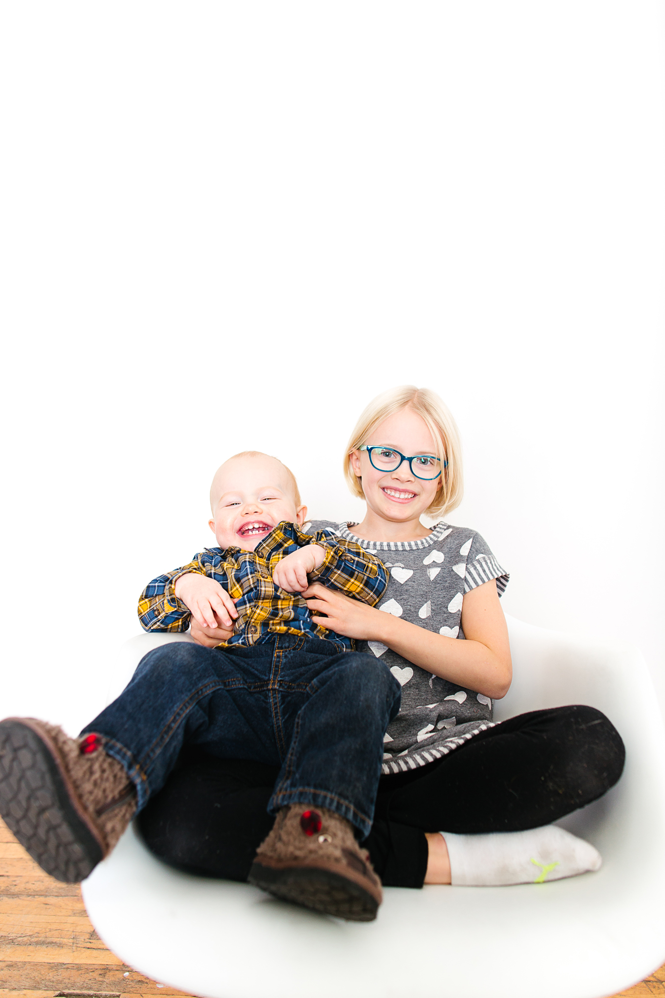 Modern Family Portrait Studio in Saint Paul, Minnesota