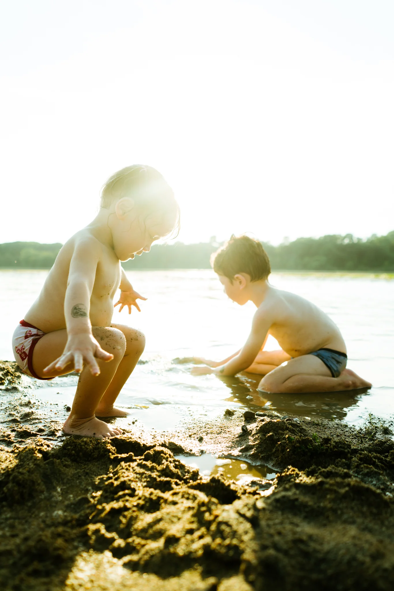 Shirlee + John + Oliver + Maddie — State Park Adventure Session at Fort Snelling State Park