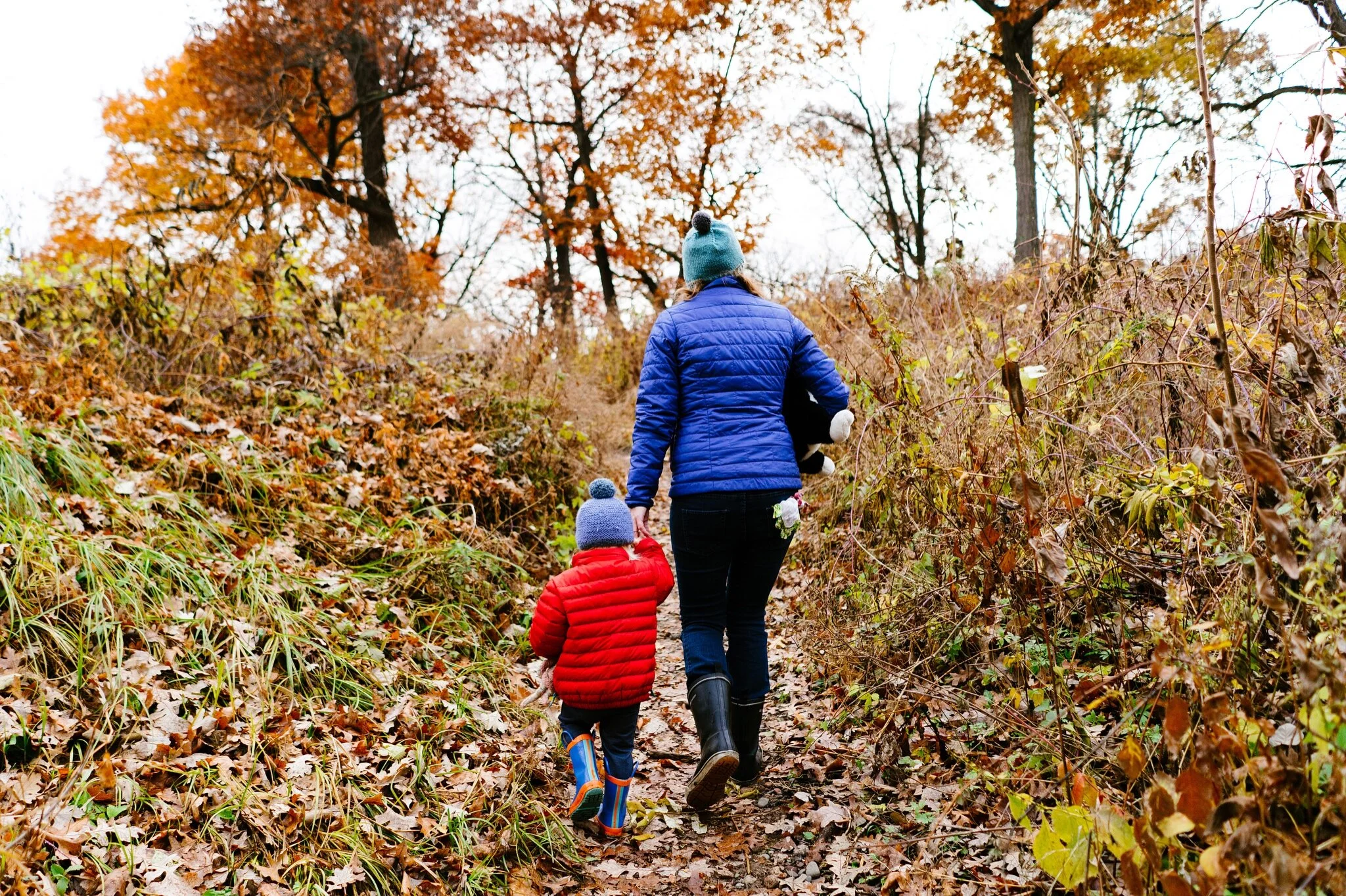 Family portraits on West River Parkway in Minneapolis