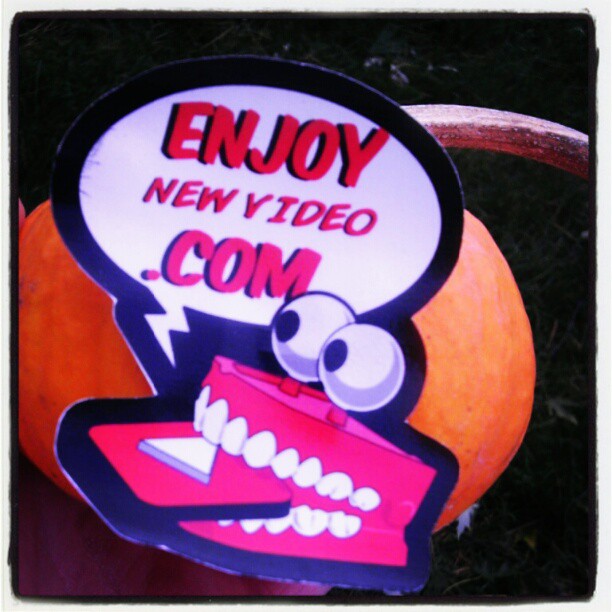 2012-10-31 18.54.08 314606634973169843_30035929.jpg