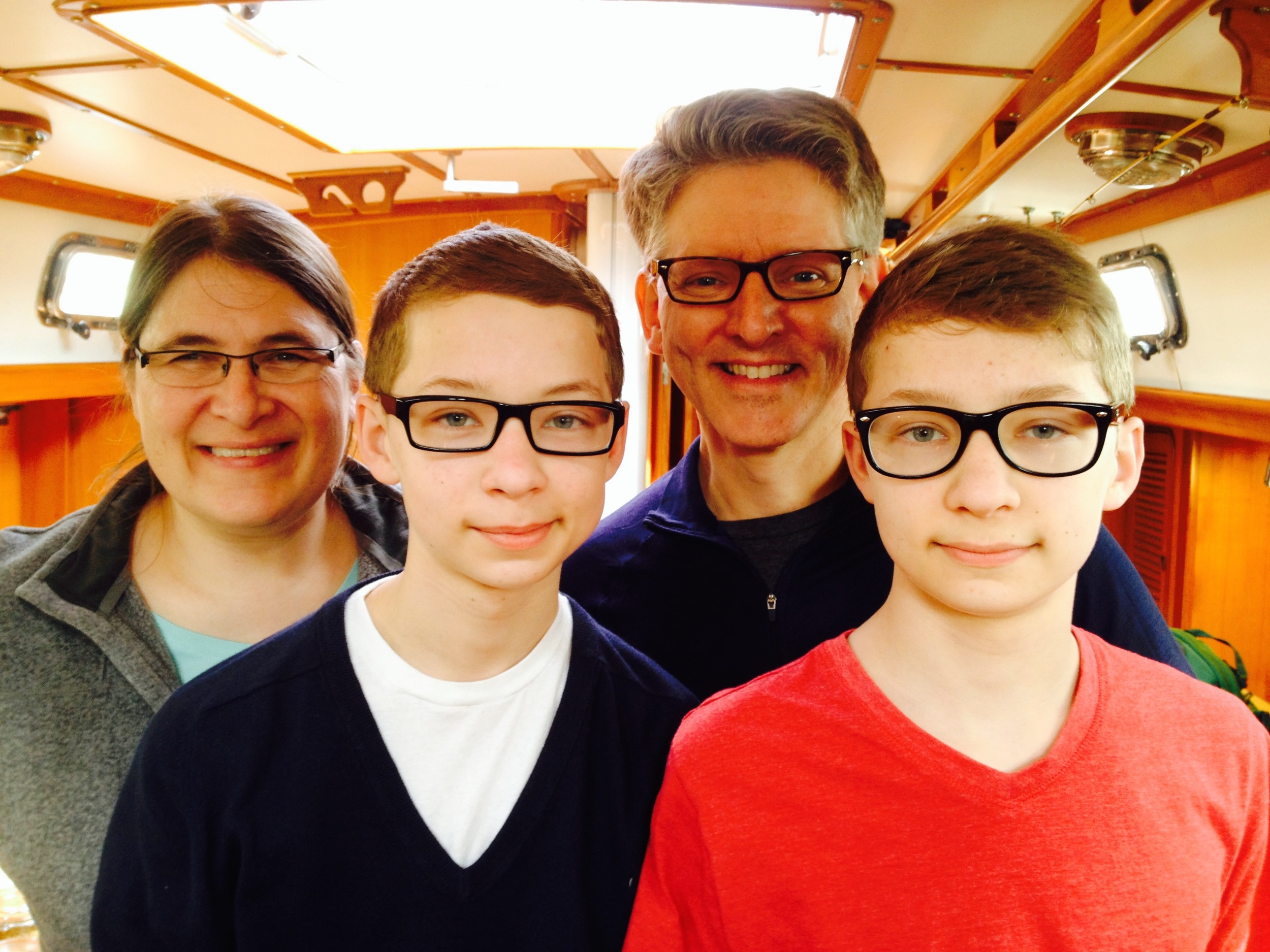 Sarah, Timothy and da boys rock the spectacles!