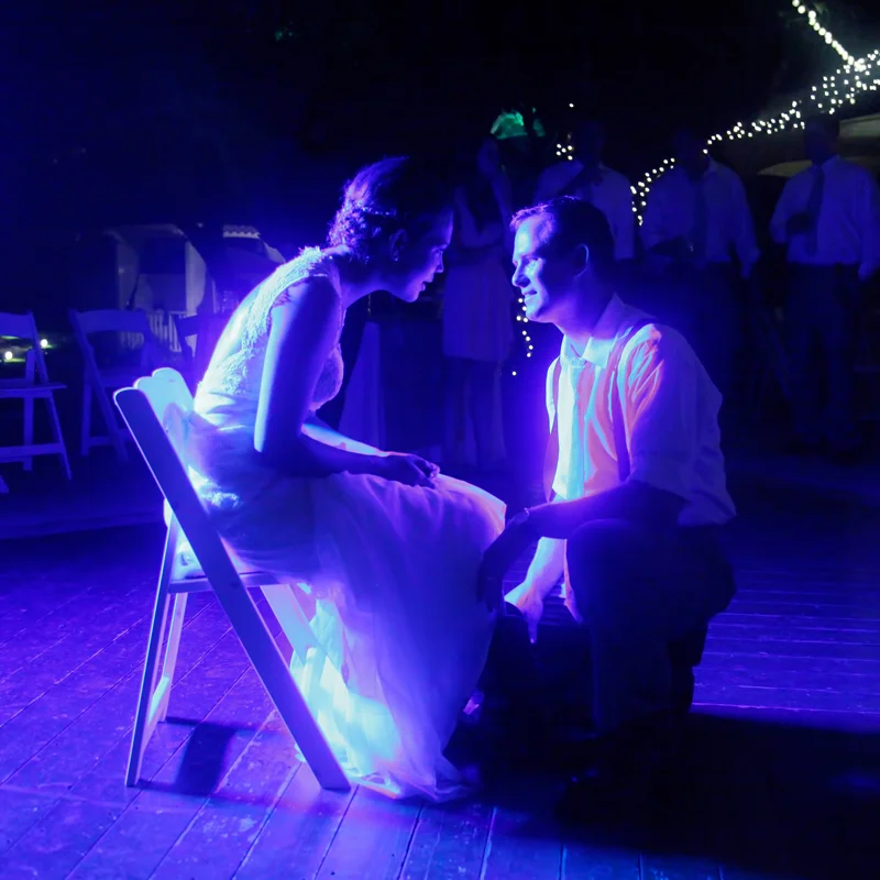 4-EVENTS-Lida and Tim talking-SQ.jpg