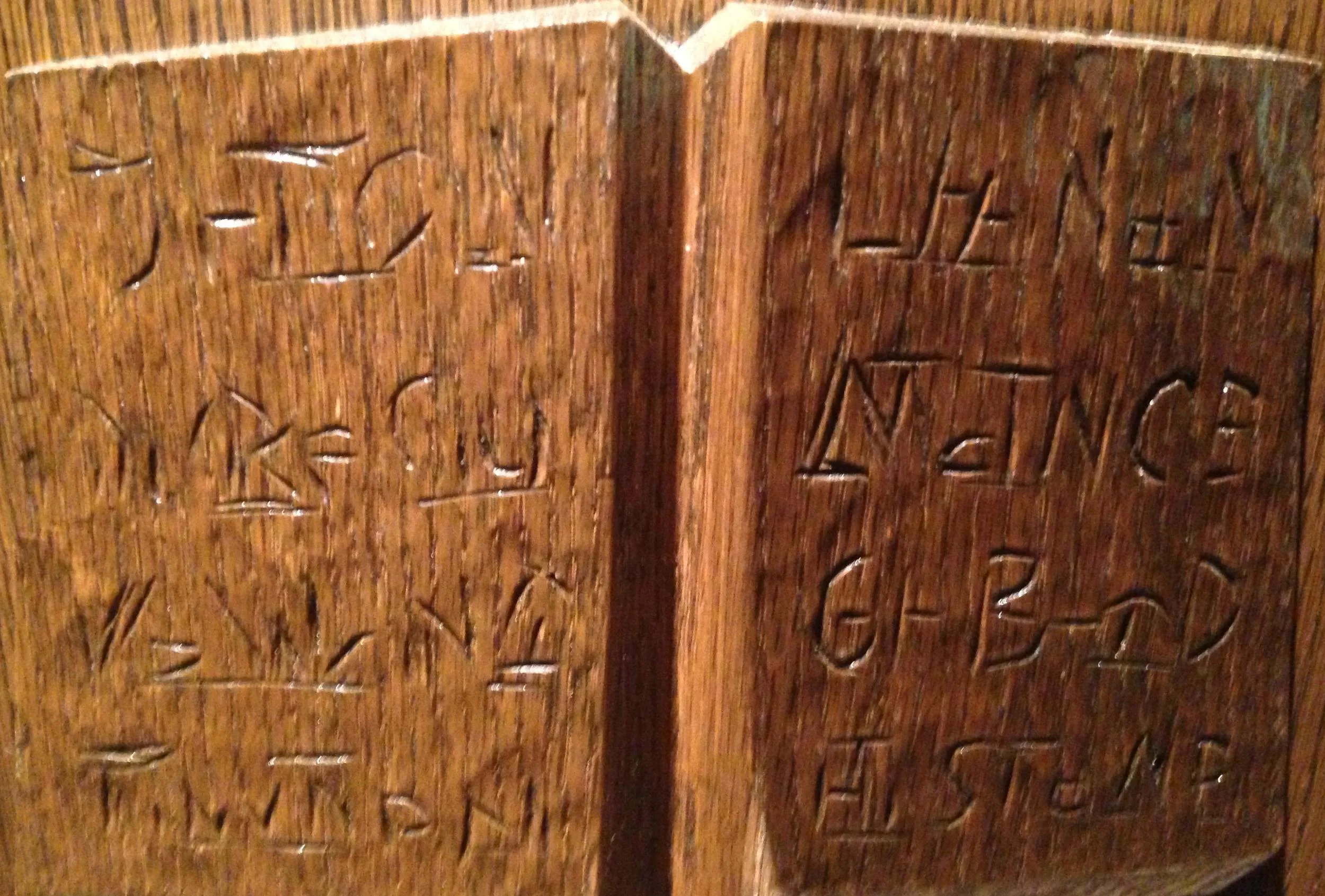 lectern.jpg