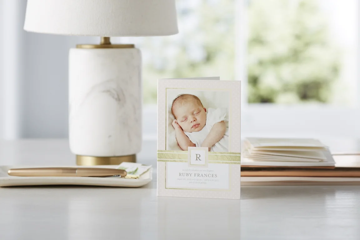 16_q2_sfly_life_dm_baby_prebirth_p11_cs_ty.jpg