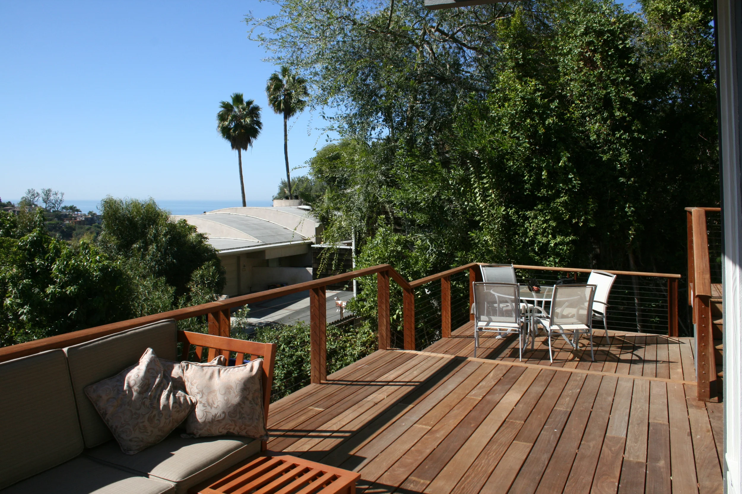 REAR DECK