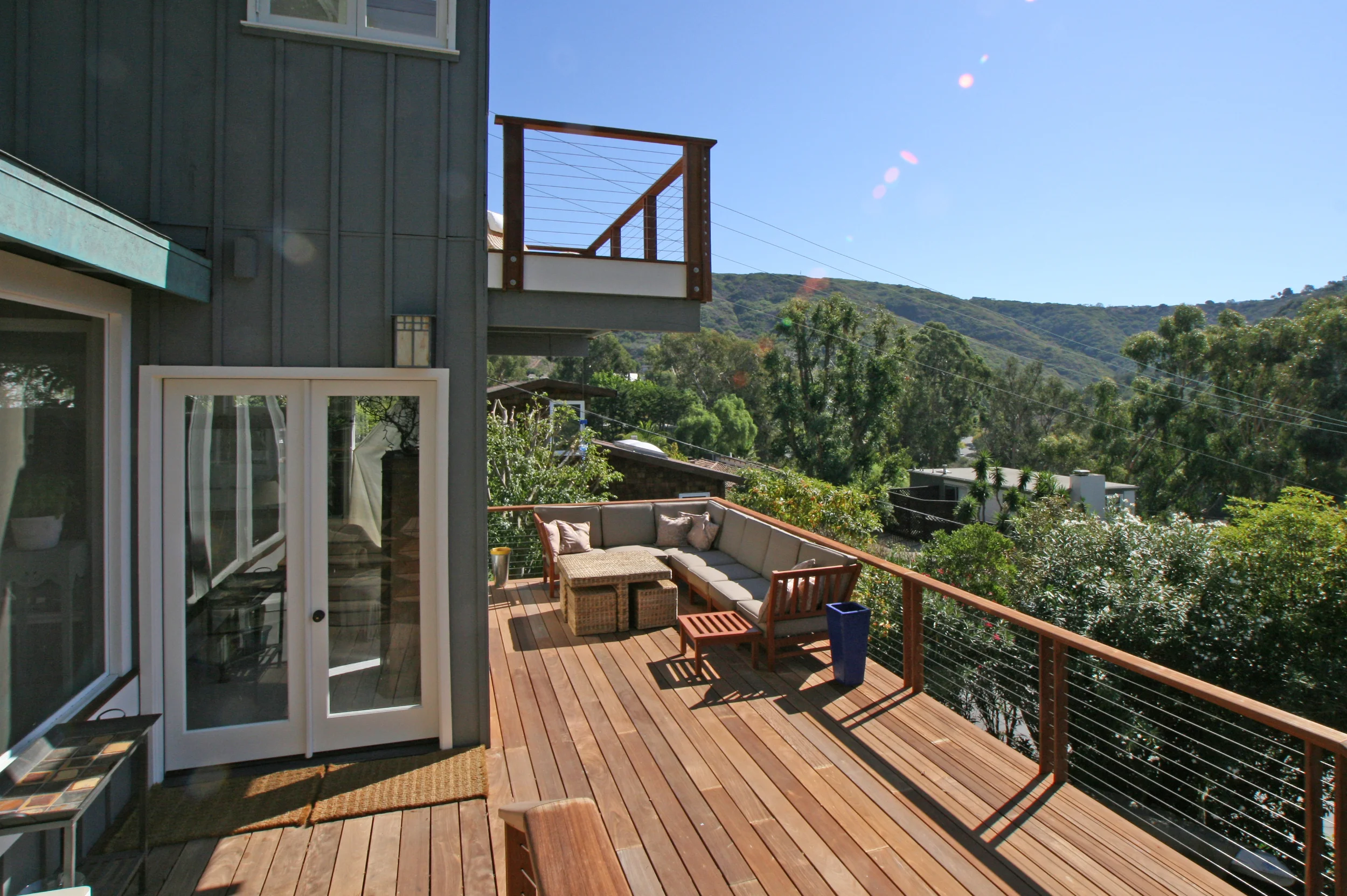 REAR DECK