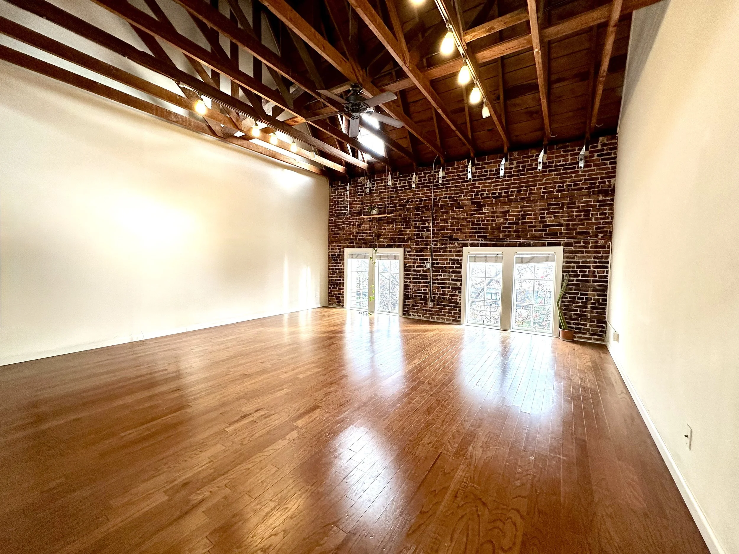 Studio Rentals — Kristin Damrow & Company