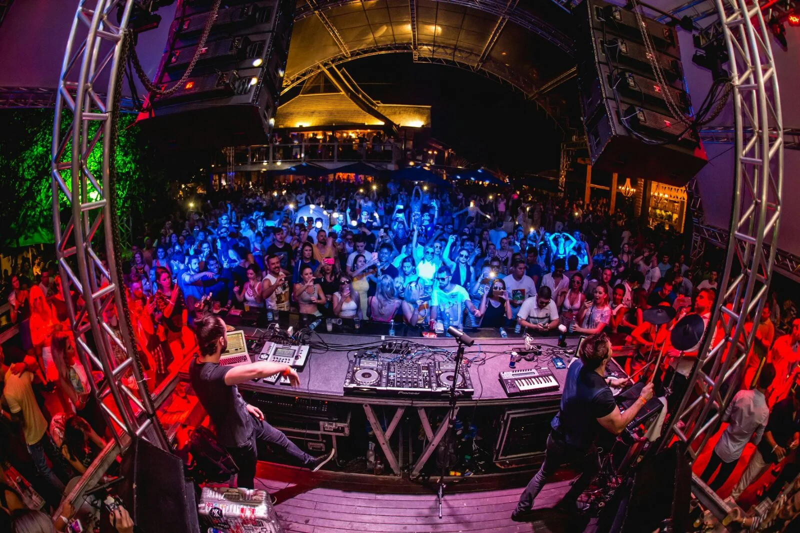 Elekfantz live at MOB Sunset