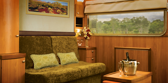 luxury_train_lg2.jpg