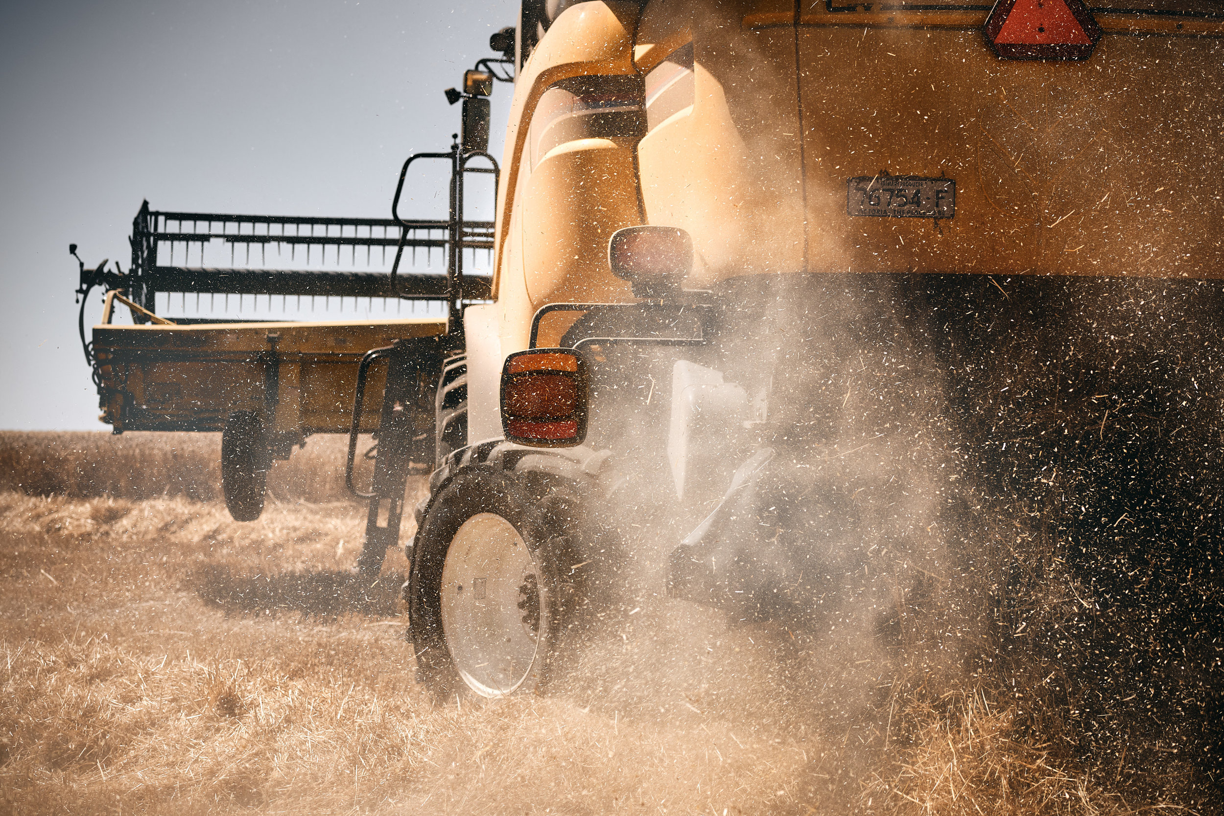 Trent_Perrett_New_Holland_Industrial_008.jpg