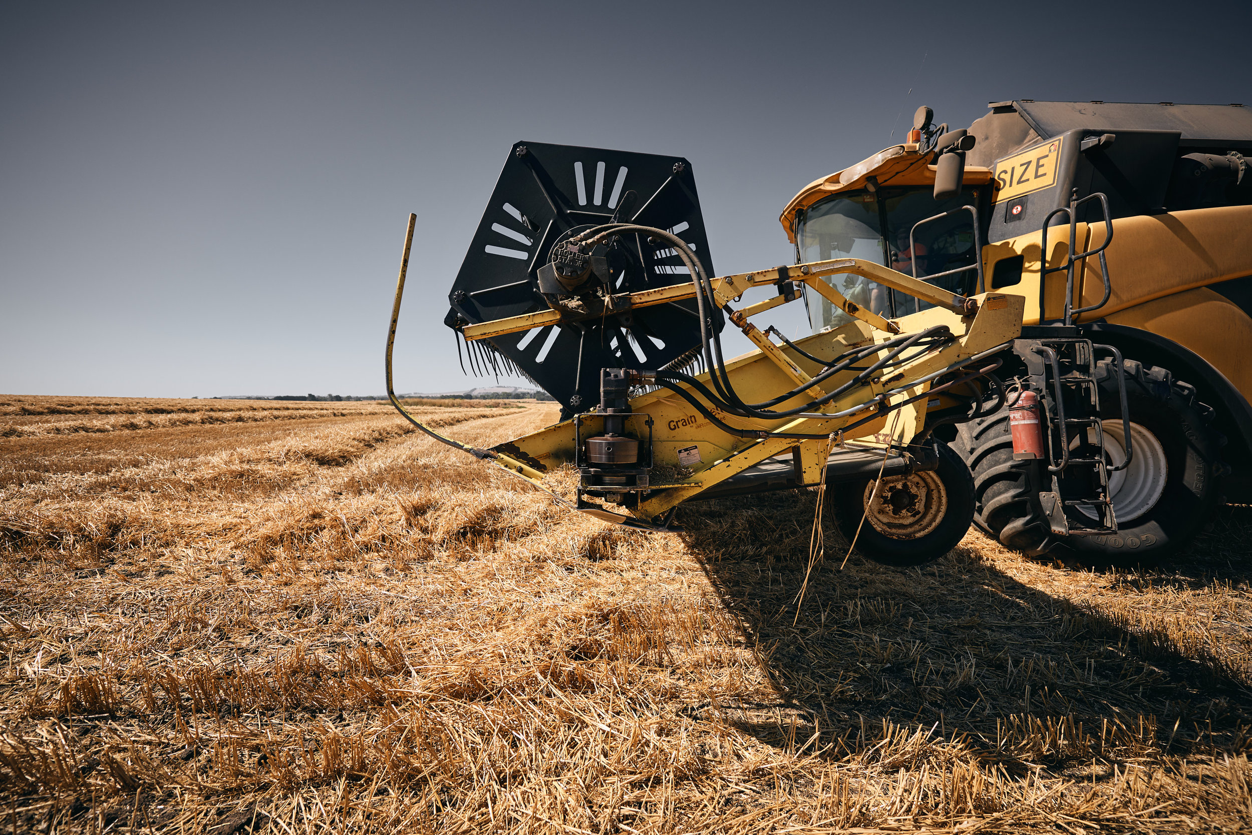Trent_Perrett_New_Holland_Industrial_010.jpg