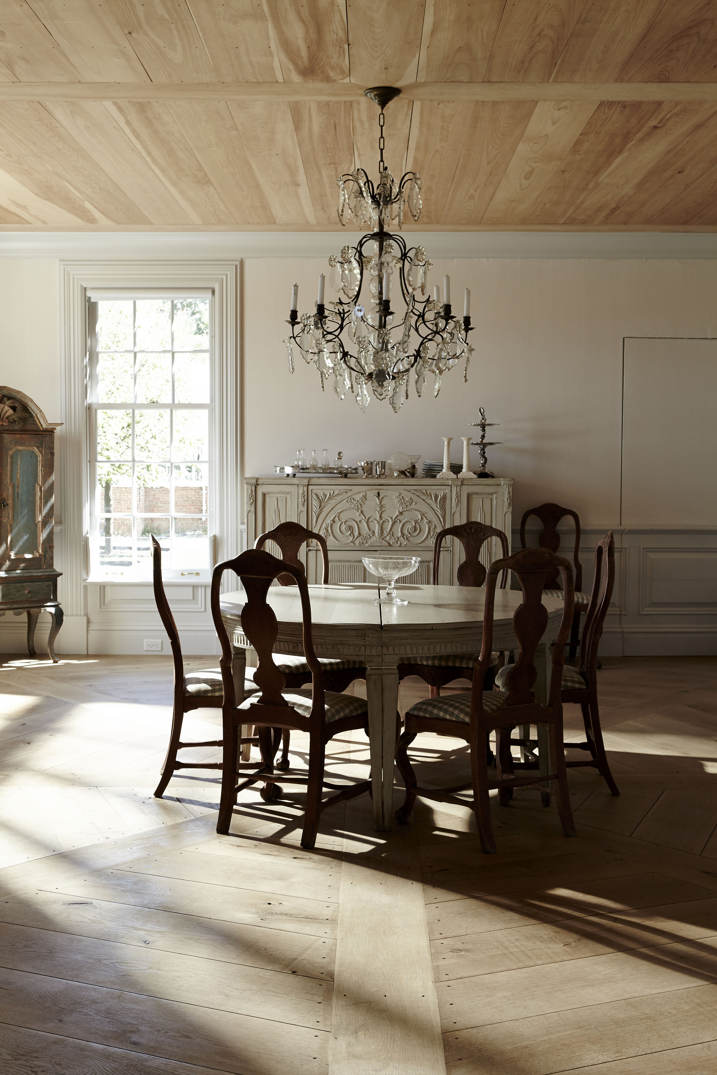Décor Inspiration: Warm Wood at Home via The Hudson Company