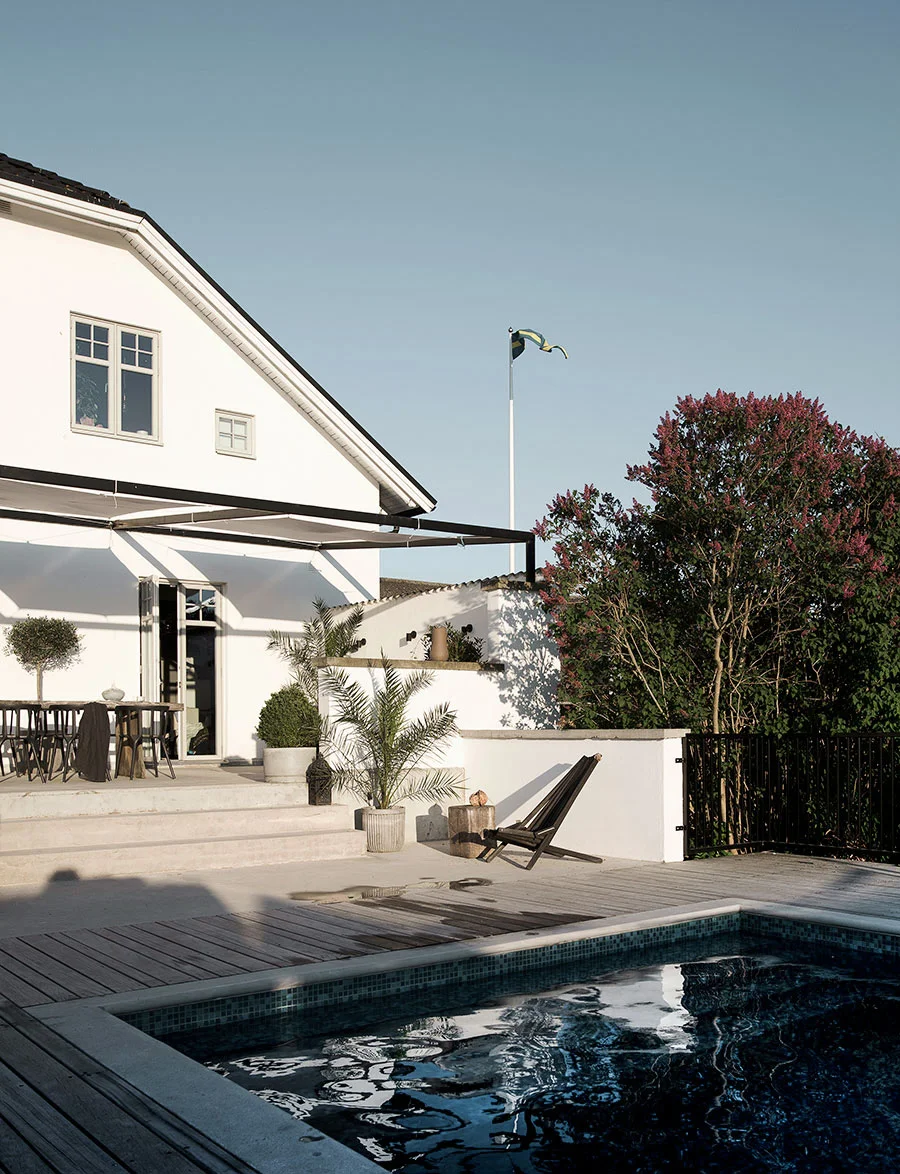 32-DW_terrass_pool.jpg