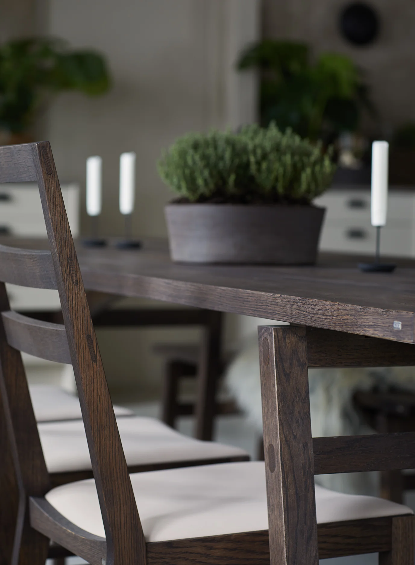 GAD_Daniella Witte 2019_table detail_LU.jpg