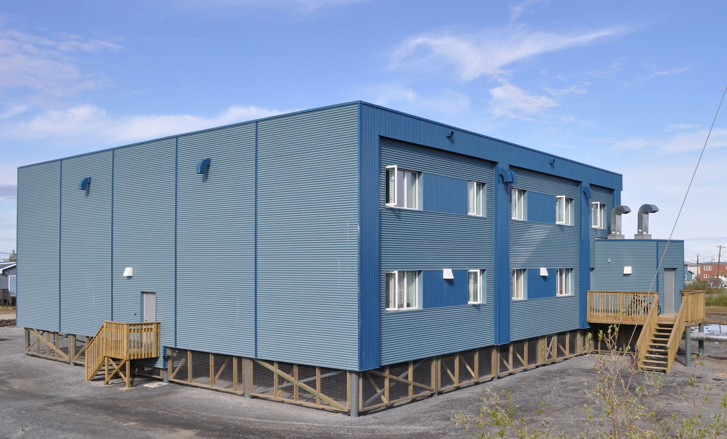 INUVIK 8 PLEX REAR.jpg