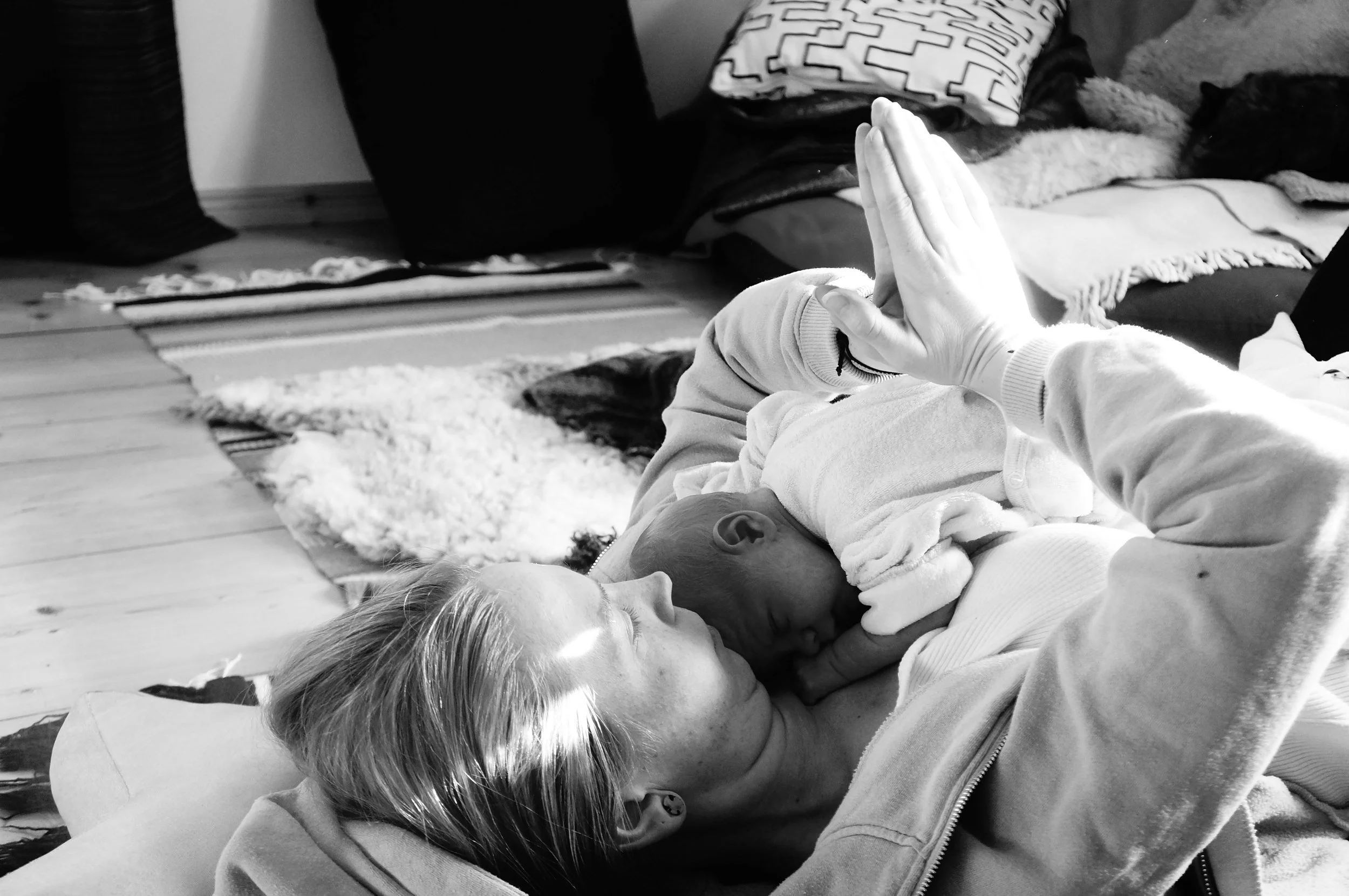 Magdalena och Orion Anjali Mudra