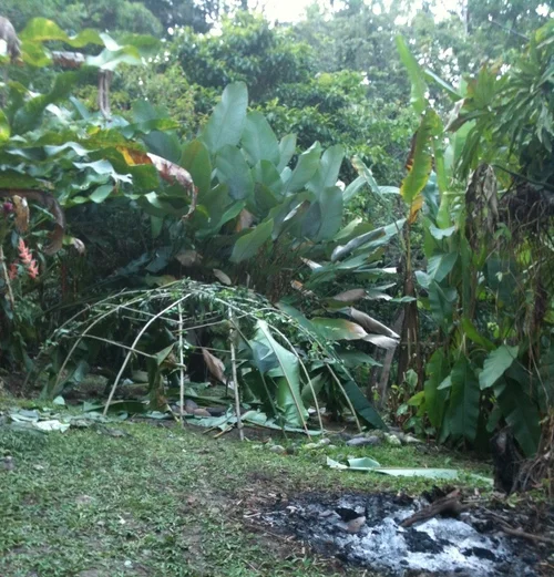 building sweat lodge Mexica moon lodge in Puerto Viejo, CR