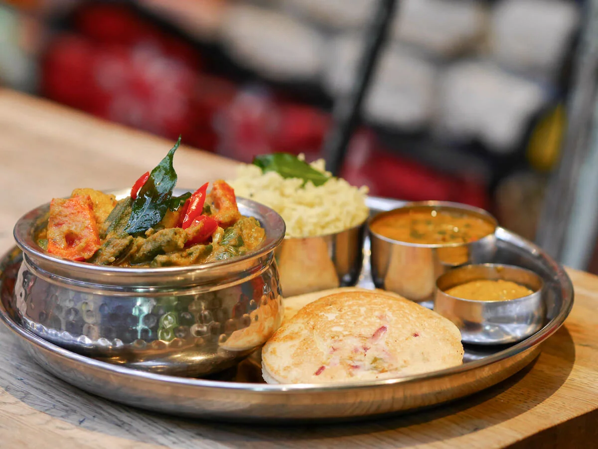 Bengali Veg Labra Thali.jpg