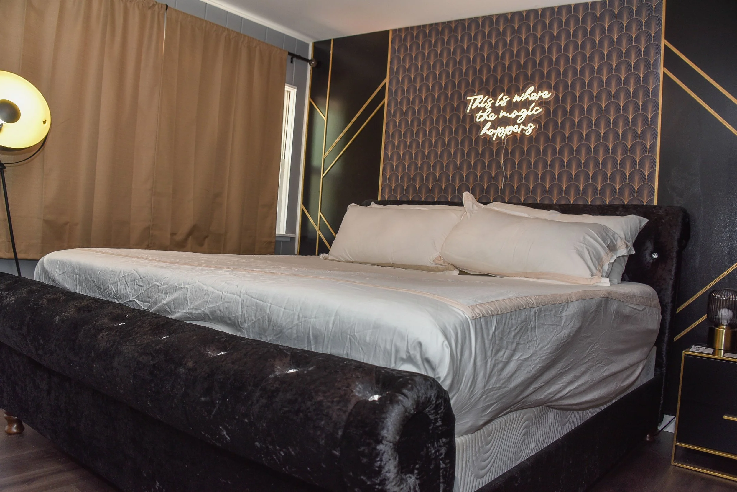 Great Gatsby MOTEL on Lake Sacandaga