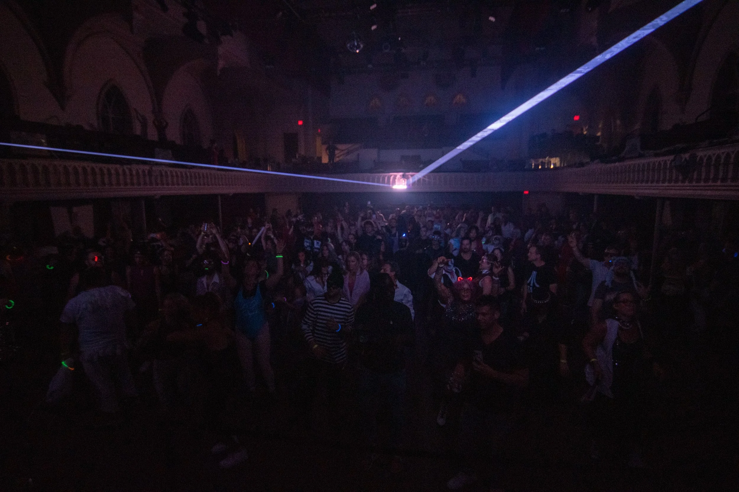 rave-69.jpg