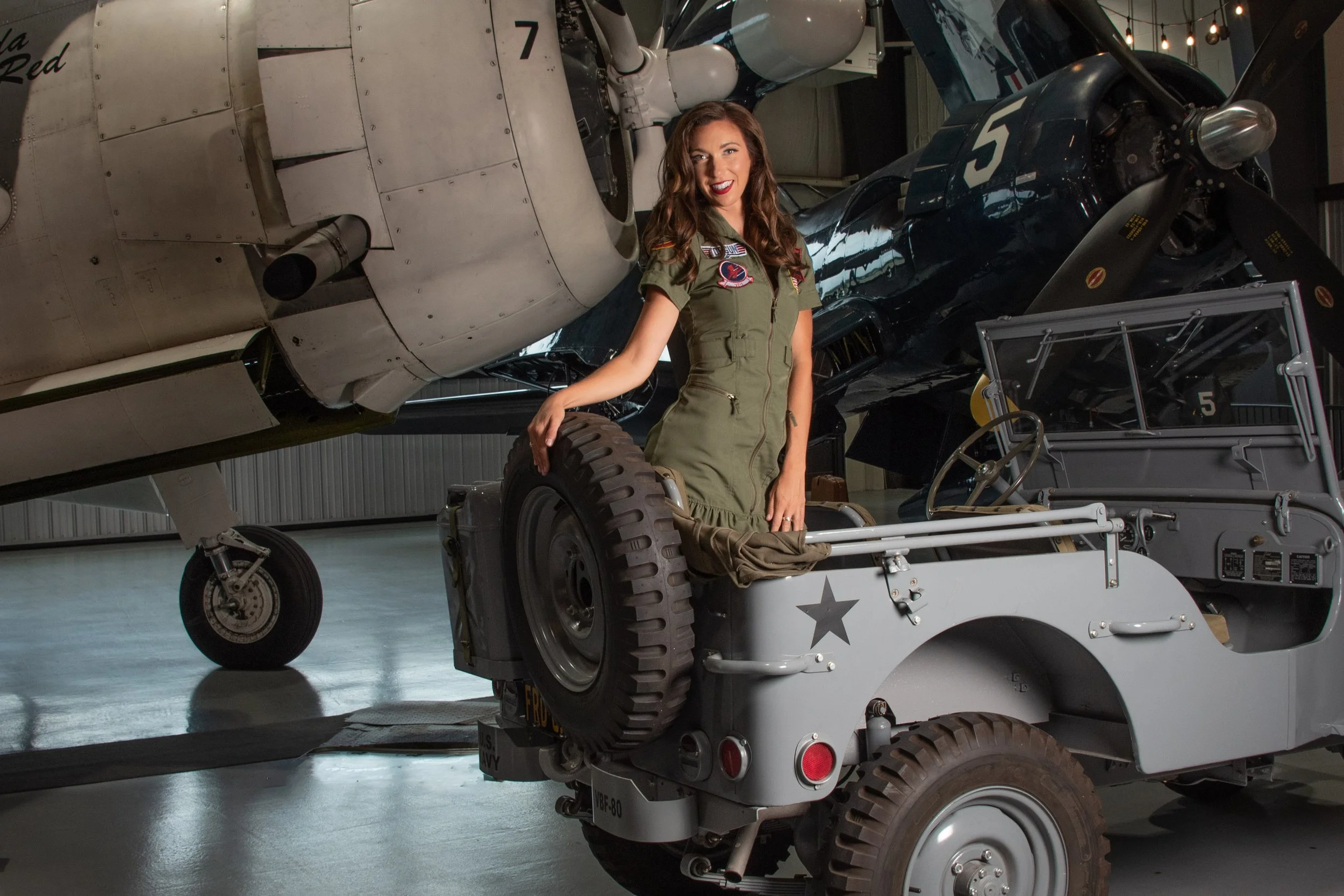 Pinup Hangar-1.jpg
