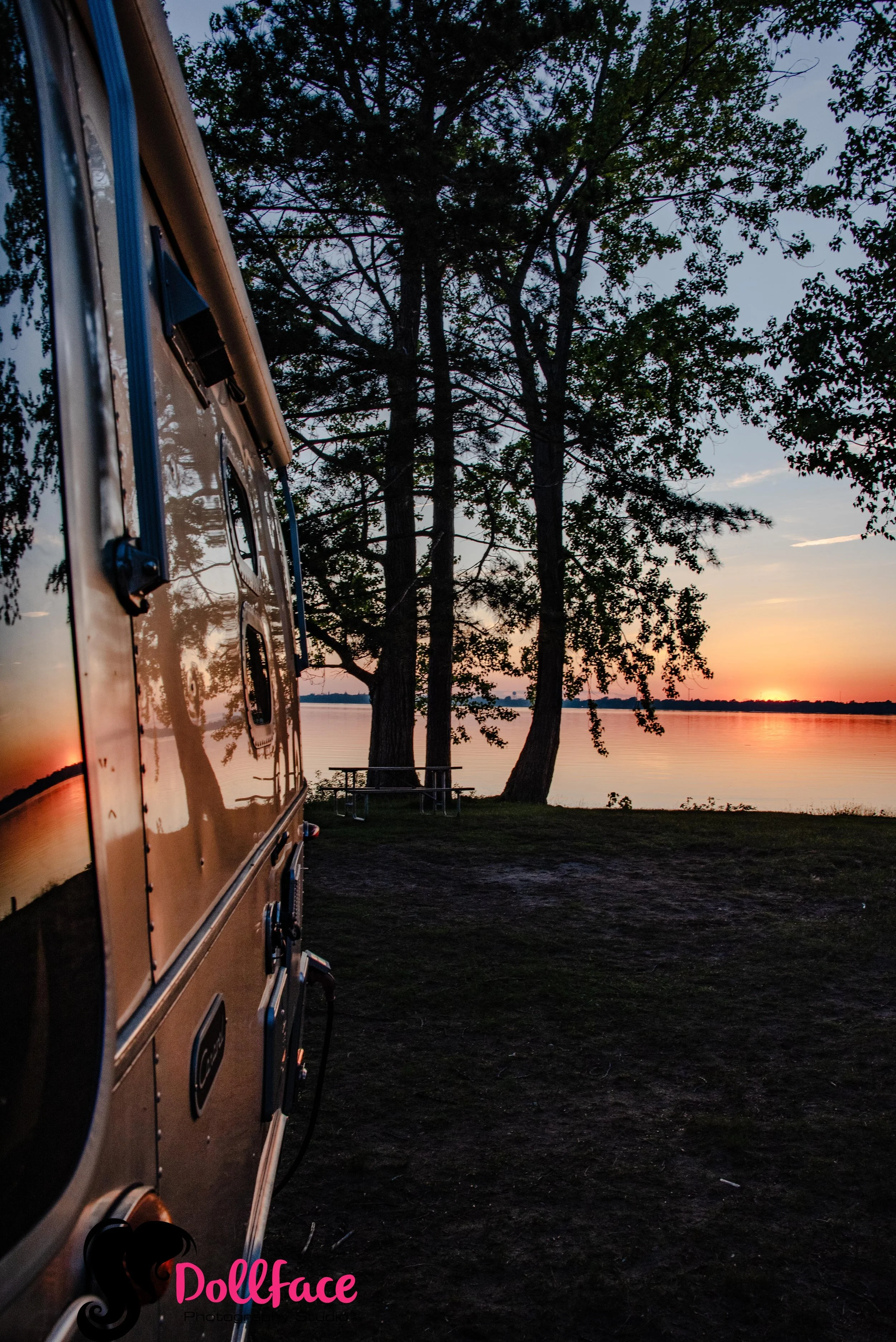 Fifi airstream web-11.jpg