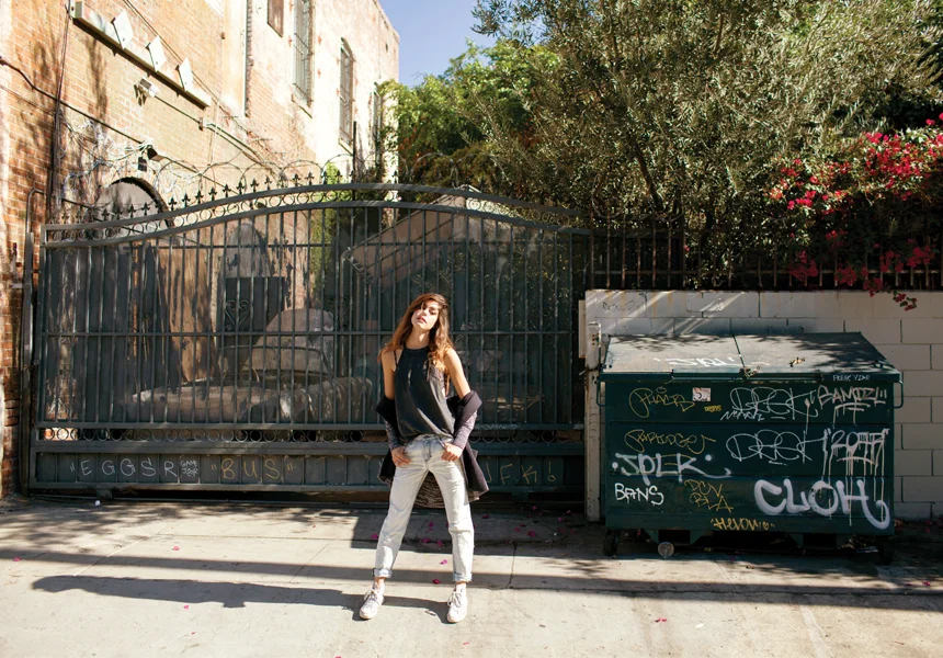 rvca_fa15_wmns_look1.jpg