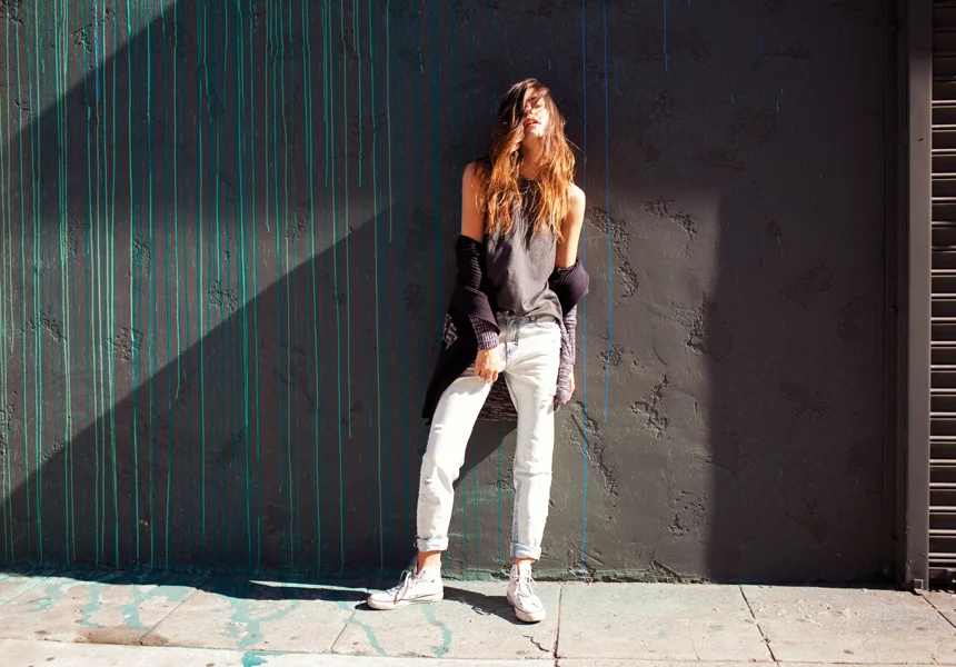 rvca_fa15_wmns_look3.jpg
