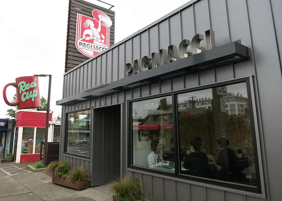 Owner of Pagliacci threatens to eliminate tips and move jobs to Renton… now expanding in Seattle and hiring aggressively