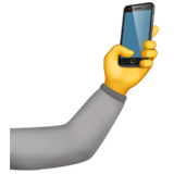 selfie_1f933.png