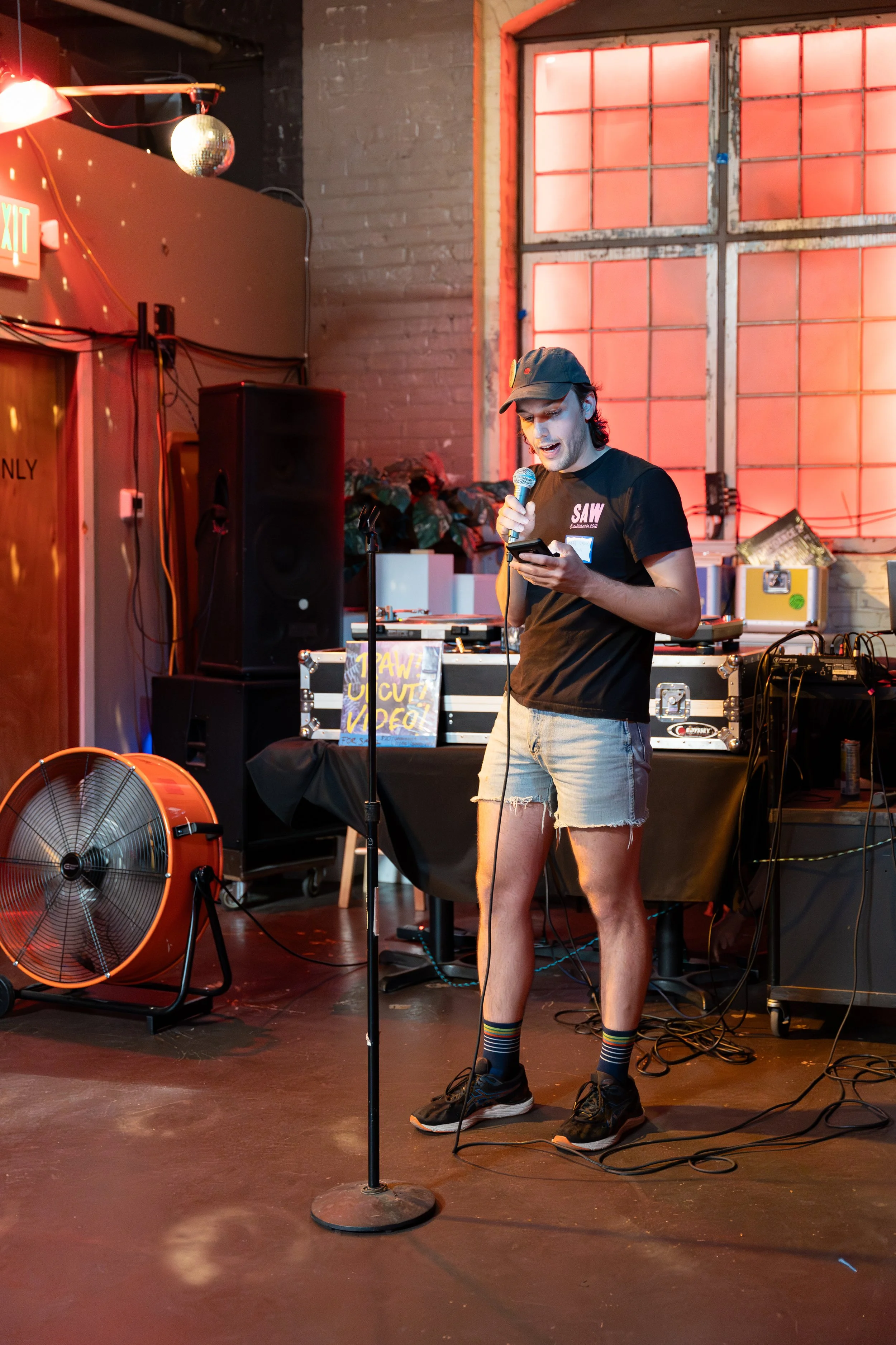  Sean opens up the event. 