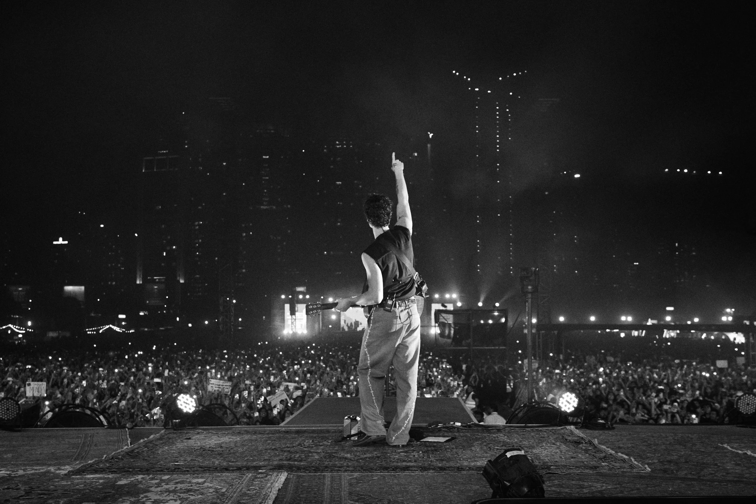 ShawnMendes_India_ShowDay_3.8.25_DAVIDOD_96 copy.jpg