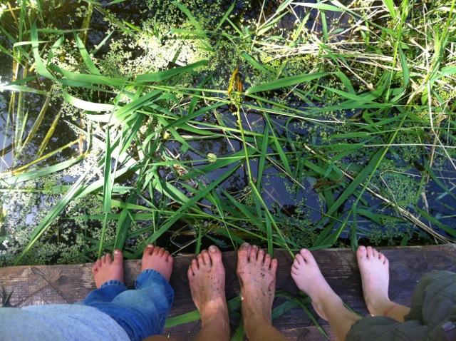 feet on frog bridge