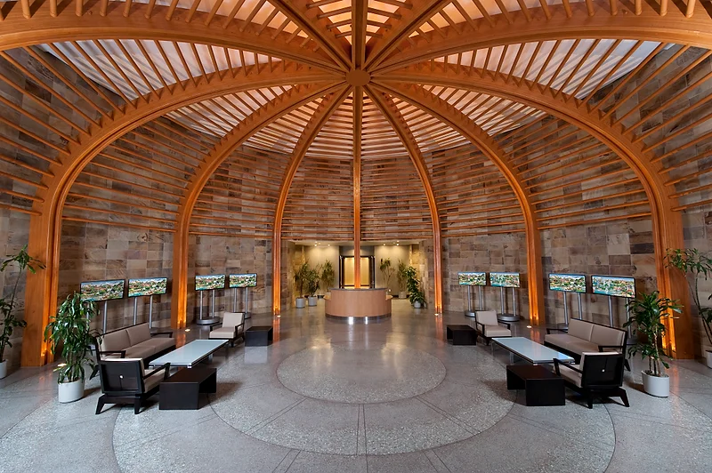 LOBBY SHOT.jpg