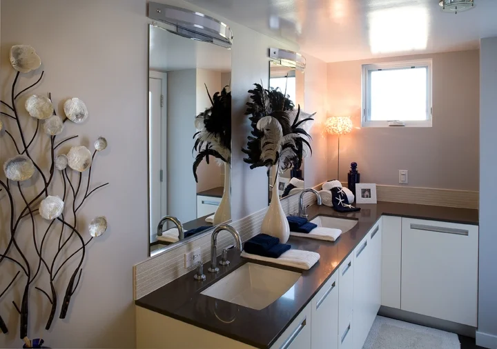 Lofts_Bathroom.jpg