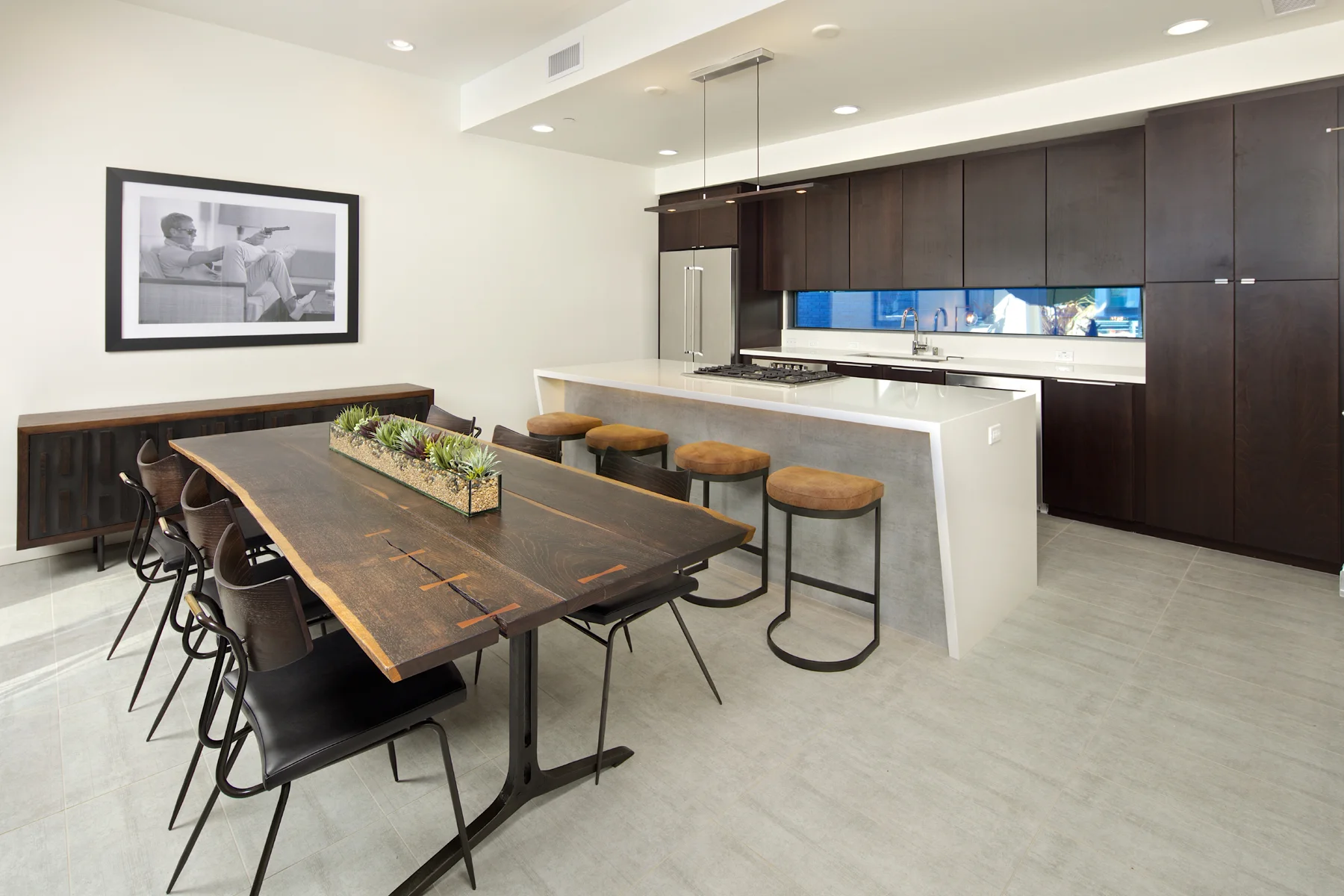 19-3871_15_Interior Kitchen.jpg