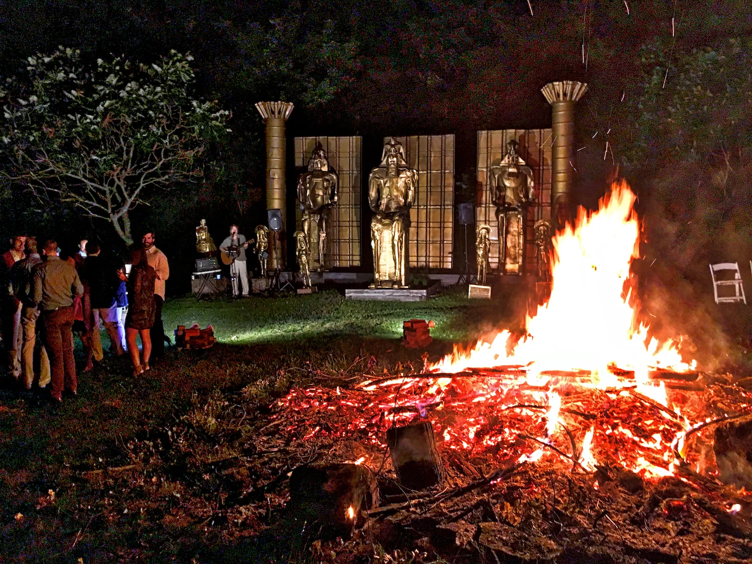 Bonfire_Musician_Friends_Wilburton_Inn.jpg
