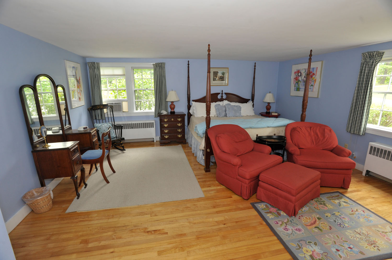 Room 21 bedroom.jpg