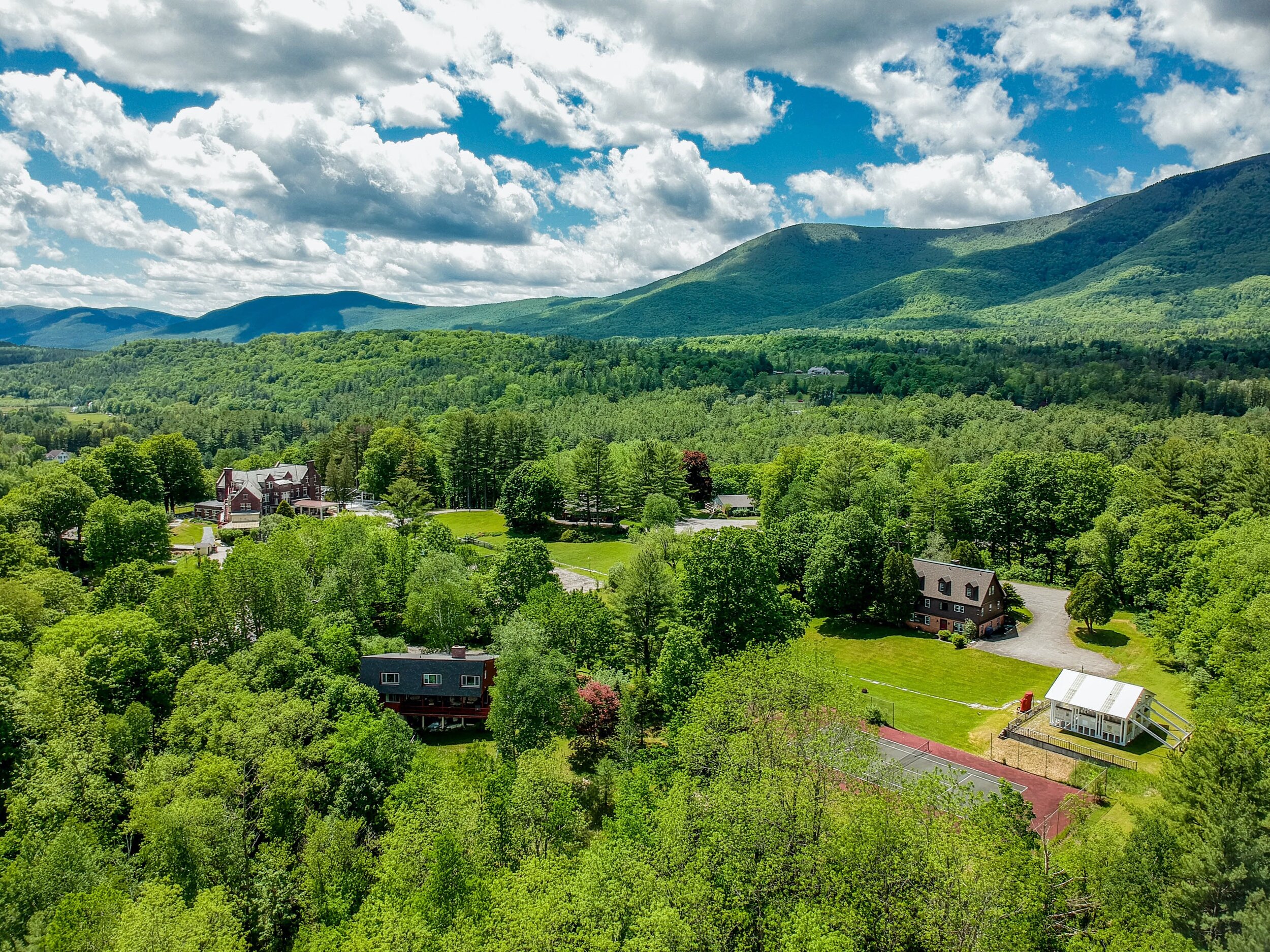 1 Vacation Homes in the Green Mountains at The Wilburton resort.jpeg